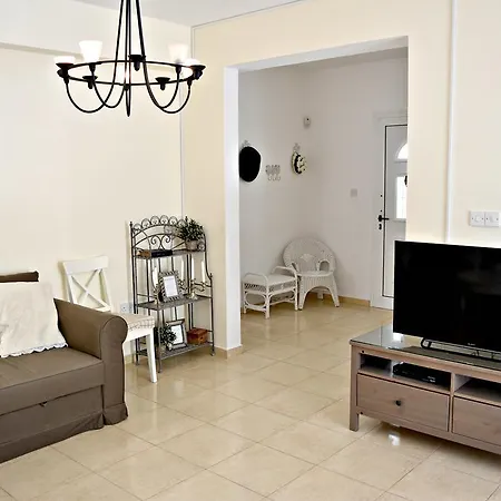 Kato With Private Pool Apartamento Pafos
